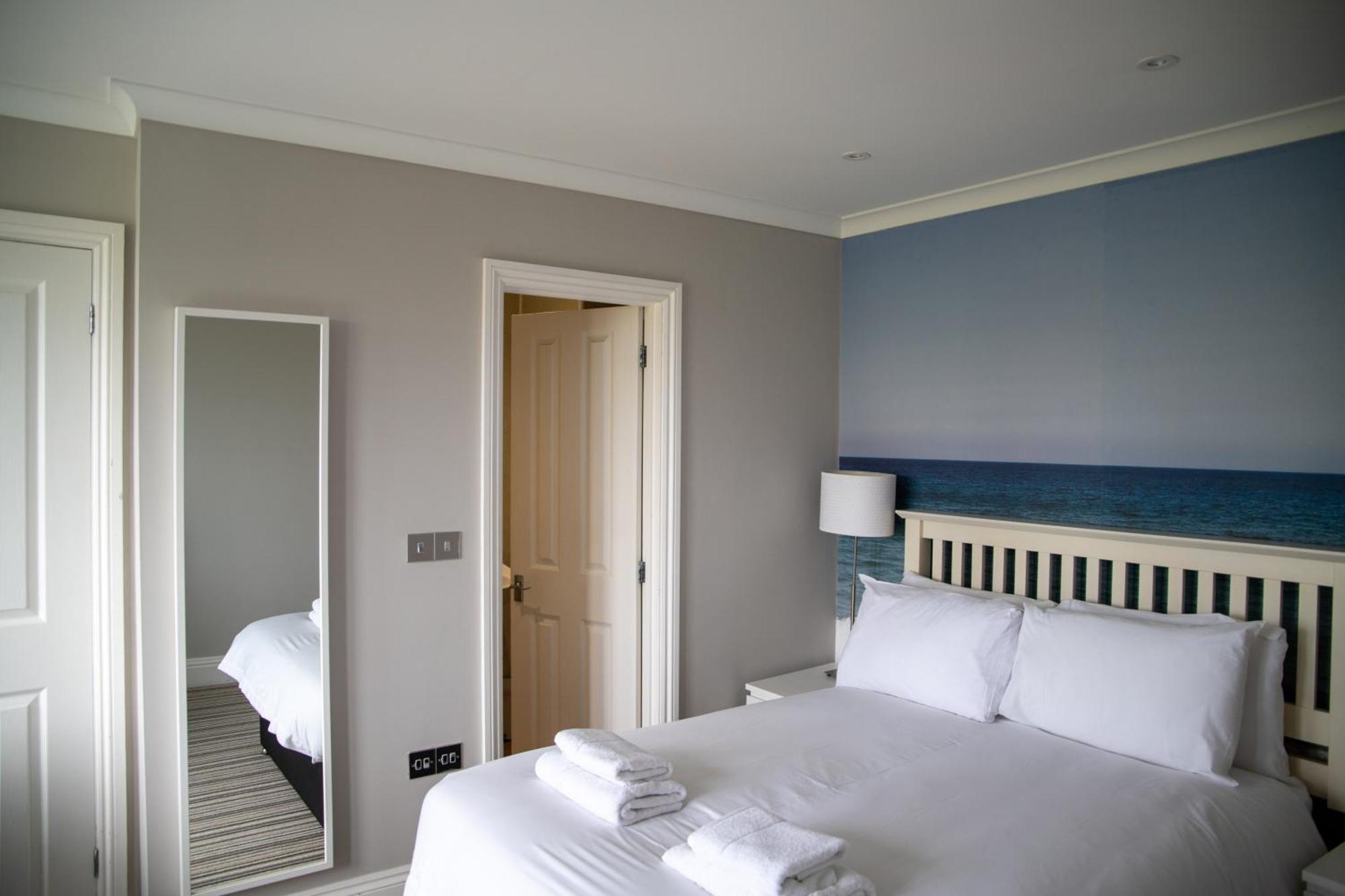 Oceanside Lifestyle Hotel Newquay  Bagian luar foto